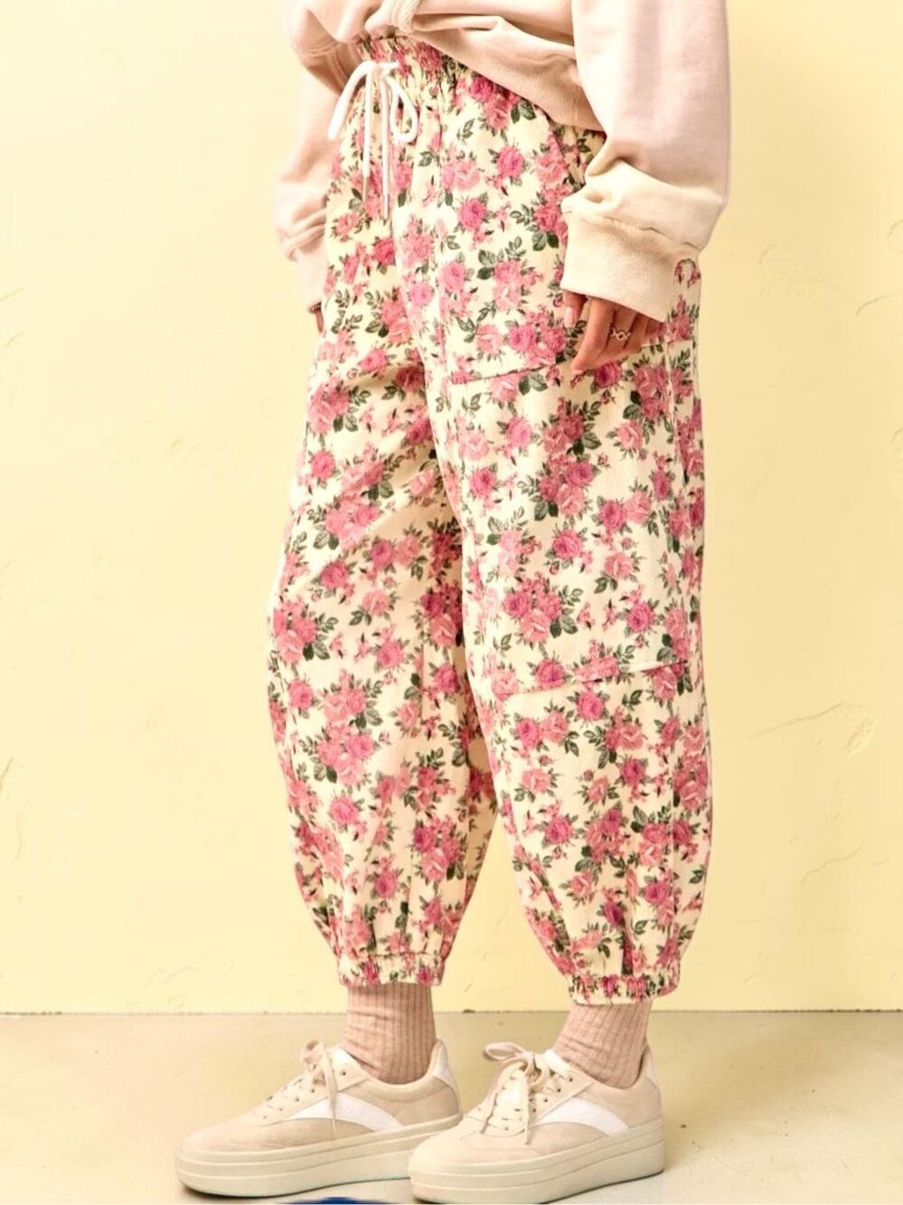 BiBi Floral Jogger Pants Pink Rose Drawstring Twill Elastic Waist Large NEW - Picture 7 of 12
